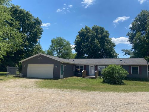 7460 Boysen Rd, Shelbyville, MI, 49344-9616 | Card Image