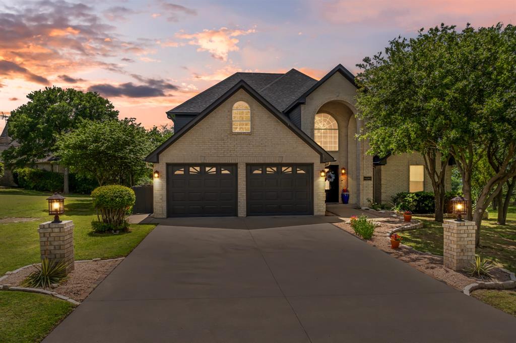 Briar Ct, Whitney, TX 76692
