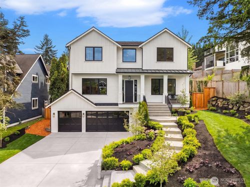 10415 Se 13th Street, Bellevue, WA, 98004 | Card Image