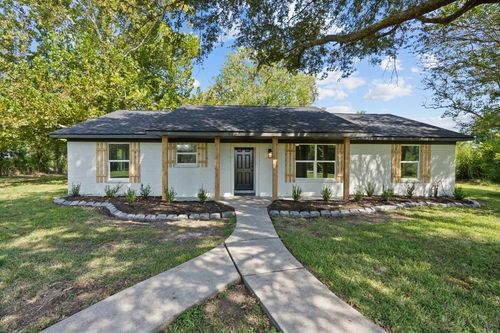 707 Lilley Rd, Alvin, TX, 77511-7141 | Card Image