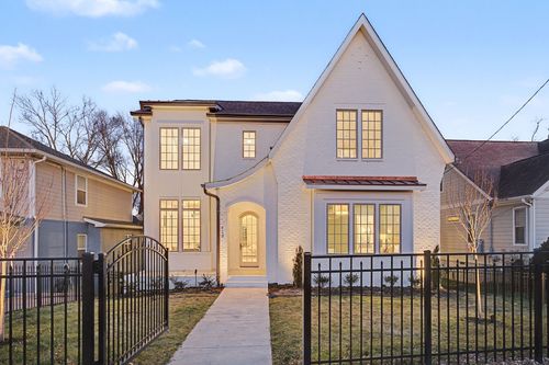 713 S 12th St, Nashville, TN, 37206-3045 | Card Image
