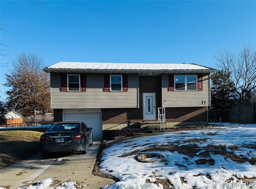 23 Islander Dr, Brighton, IL, 62012-1189 | Card Image