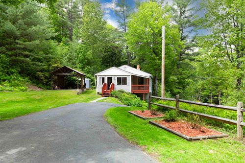 168 Dartmouth College Hwy, Lebanon, NH, 03766-1104 | Card Image