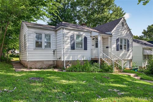 5333 Olene Dr, Saint Louis, MO, 63121-1417 | Card Image