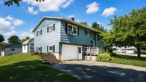 35 Ashmount St, Lewiston, ME, 04240-4505 | Card Image