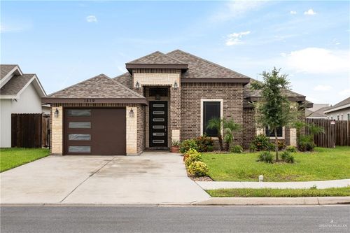 1419 Frente Al Mar, Weslaco, TX, 78596-4402 | Card Image