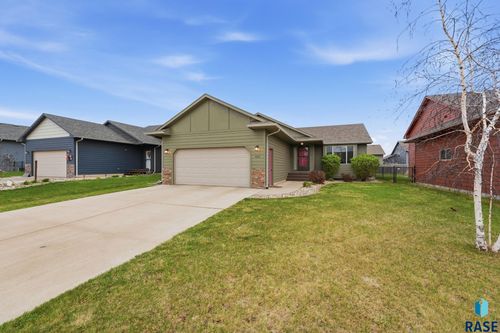436 Macey Ave Avenue, Harrisburg, SD, 57032 | Card Image