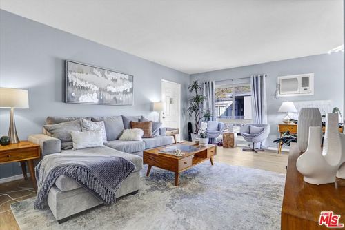 apt-7-6040 Nevada Ave, Woodland Hills, CA, 91367-3542 | Card Image