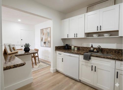 18-9006 Sw 137th St, Miami, FL, 33176-6878 | Card Image