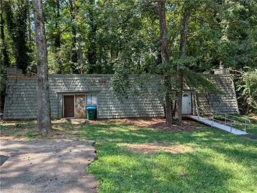 530 Rustwood Dr, Athens, GA, 30606-1139 | Card Image