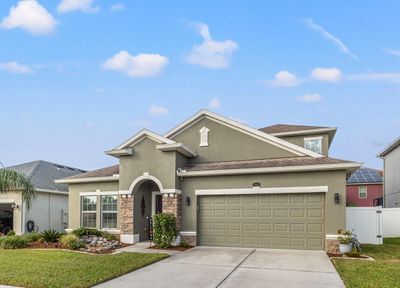 32925 Hillman Court, House other with 3 bedrooms, 2 bathrooms and null parking in Wesley Chapel FL | Image 2