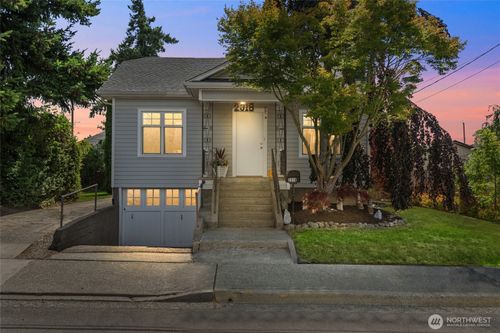 2318 F St, Bellingham, WA, 98225-3635 | Card Image