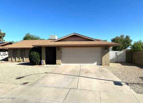 5553 W Hartford Ave, Glendale, AZ, 85308-3849 | Card Image
