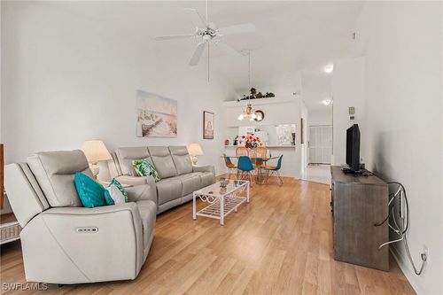 apt-201f-326 Bradstrom Cir, NAPLES, FL, 34113-7664 | Card Image