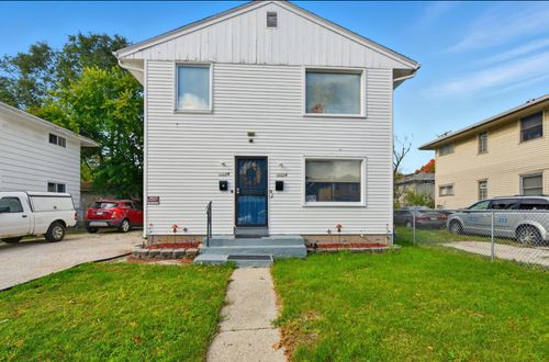 5649 N 61st St, Milwaukee, WI, 53218-2402 | Card Image