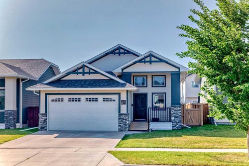 612 Aquitania Boulevard W, Lethbridge, AB, T1J5G5 | Card Image