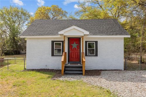625 Eva Cir, Spring Lake, NC, 28390-2707 | Card Image
