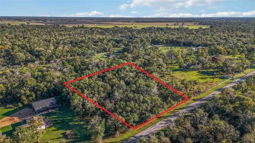 6051 Loyce Ln, Damon, TX, 77430 | Card Image