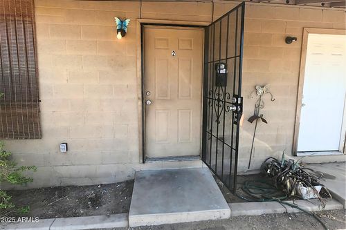 2-918 S 1st Ave, Phoenix, AZ, 85003-2581 | Card Image