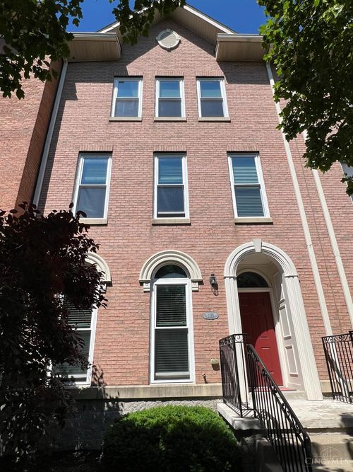 1113 Cutter St, Cincinnati, OH, 45203-1406 | Card Image
