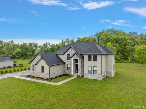 5344 Birch Dr, Springfld Twp, MI, 48350-3342 | Card Image