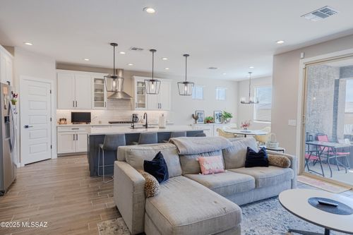 2269 W Azure Creek Loop, Oro Valley, AZ, 85742-7924 | Card Image