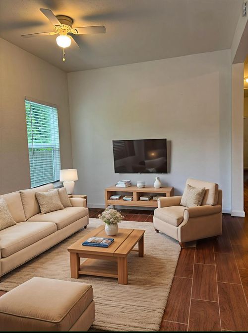 9834 Pelsey St, Houston, TX, 77029-4668 | Card Image