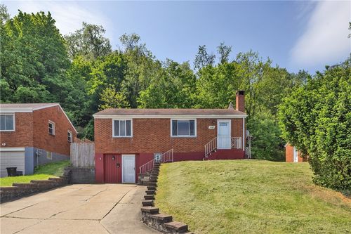 3320 Orchard Dr, Mckeesport, PA, 15133-2229 | Card Image