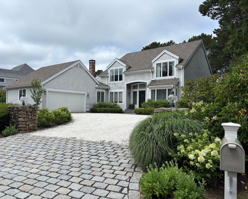 44 The Hts, Mashpee, MA, 02649-3618 | Card Image