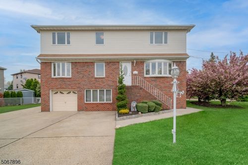 2-2 Millo Pl, Little Ferry, NJ, 07643-1013 | Card Image