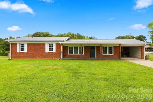 1664 Chase High Rd, Forest City, NC, 28043-8677 | Card Image