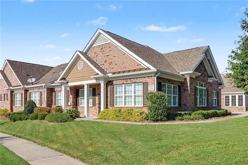 3341 Lindenridge Dr, Buford, GA, 30519-7238 | Card Image