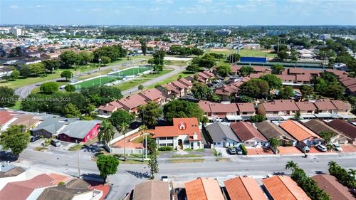 839 W 39th Pl, Hialeah, FL, 33012-7242 | Card Image