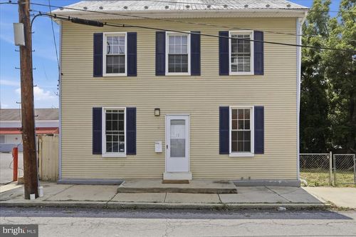 12 Madison Ave, HAGERSTOWN, MD, 21740-5345 | Card Image