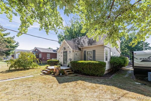 301 Maurice St, Alton, IL, 62002-4458 | Card Image