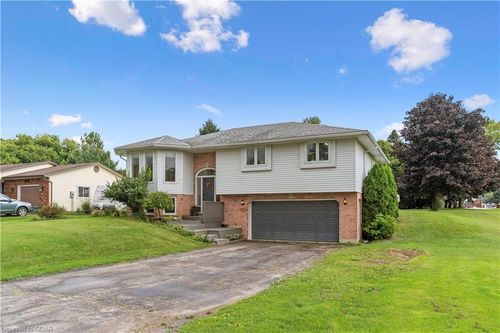 400 Brunswick St, Palmerston, ON, N0G2P0 | Card Image