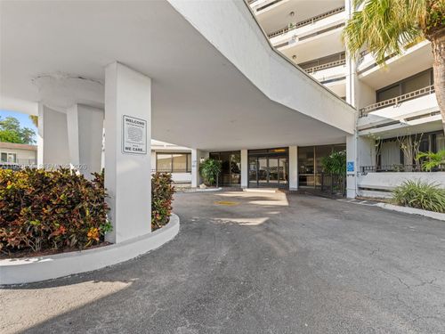 b205-13953 Sw 66th St, Miami, FL, 33183-2258 | Card Image