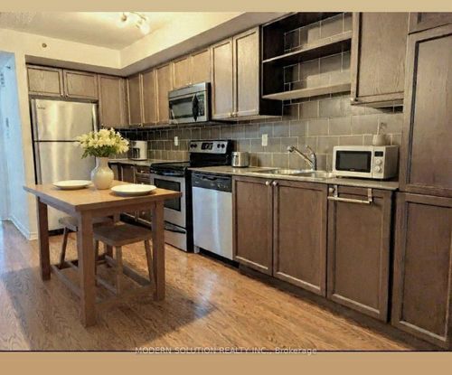 3-70 Munro St, Toronto, ON, M4M2S9 | Card Image