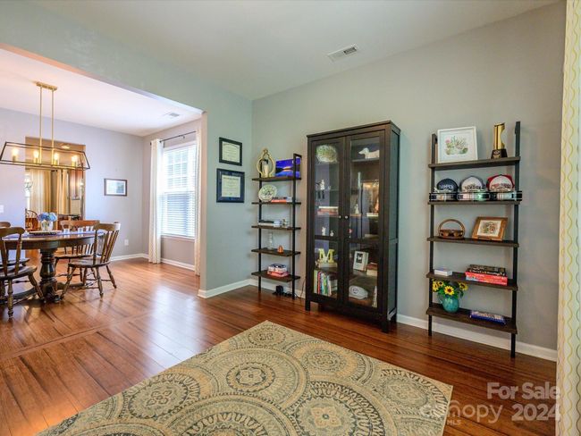 2022 Sugarbush Dr, House other with 3 bedrooms, 3 bathrooms and null parking in Charlotte NC | Image 6