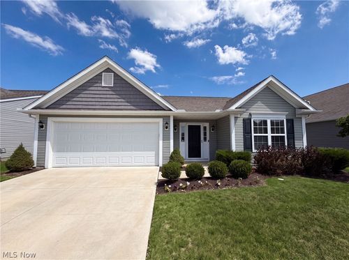 159 Prestwyck Ln, Elyria, OH, 44035-8982 | Card Image