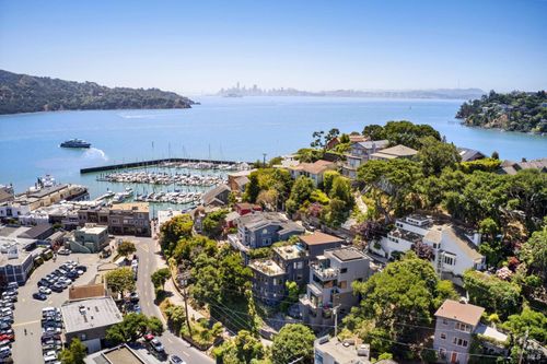 84 Eastview Avenue, Tiburon, CA, 94920 | Card Image