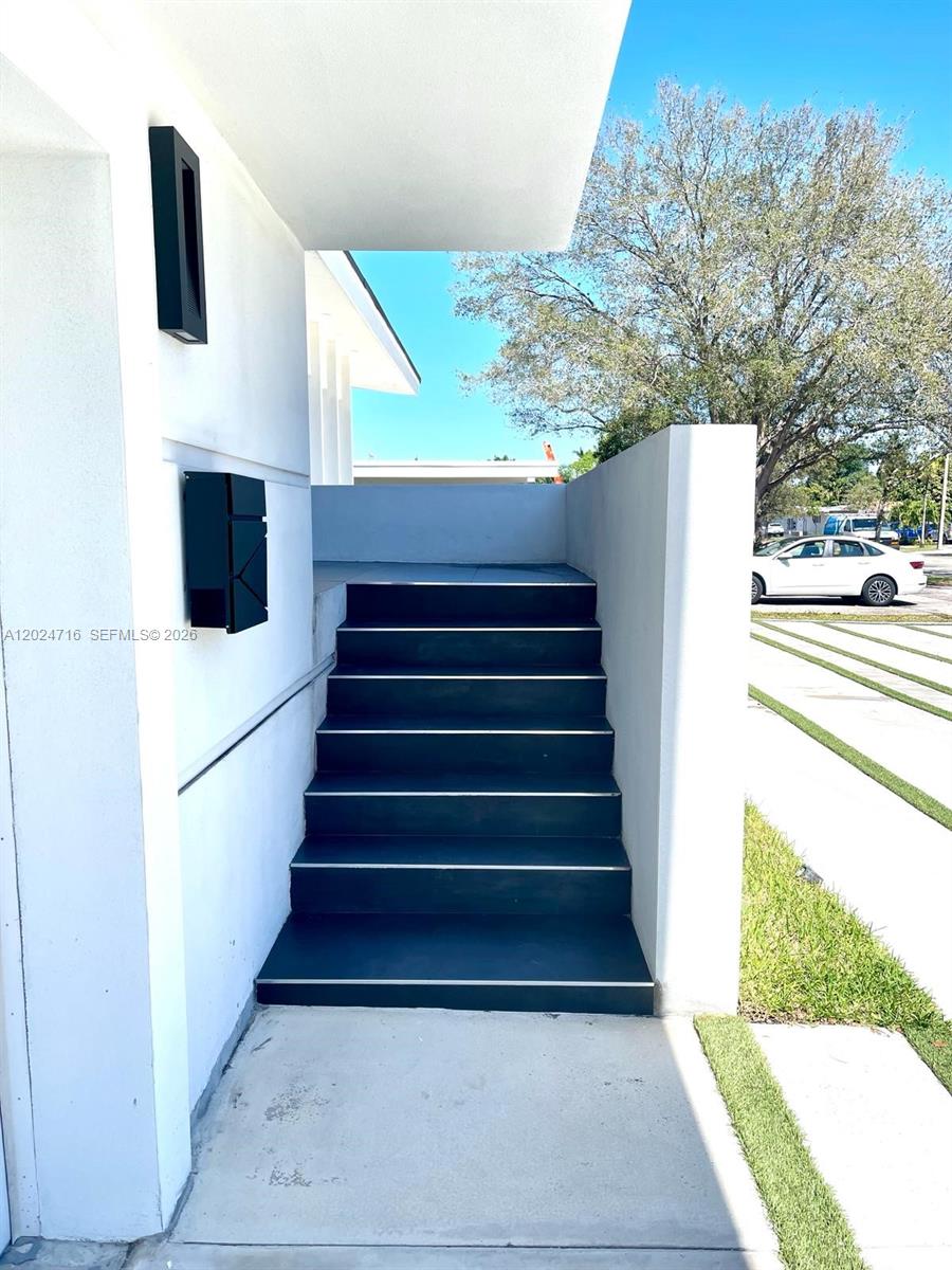 Residential Lease in Miami 4