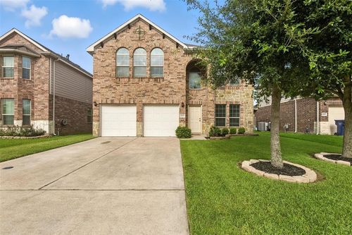 8215 Lemongrass Ave, Baytown, TX, 77521-8265 | Card Image