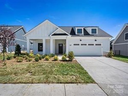 8129 Stillhouse Ln, Harrisburg, NC, 28075 | Card Image