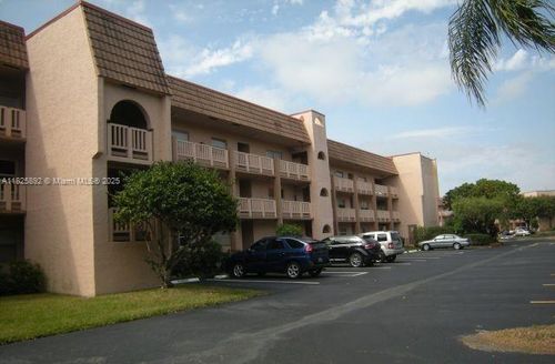 apt-310-9841 Sunrise Lakes Blvd, Sunrise, FL, 33322-6274 | Card Image