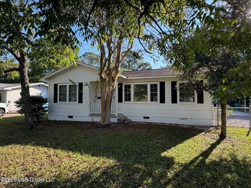4000 Chamberlain Ave, Gulfport, MS, 39507-3913 | Card Image