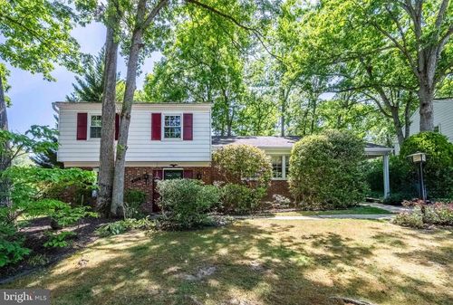 6118 Roxbury Ave, SPRINGFIELD, VA, 22152-1621 | Card Image