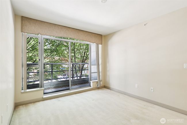 APT-205 - 2929 1 St Ave, Condo with 1 bedrooms, 1 bathrooms and 1 parking in Seattle WA | Image 21