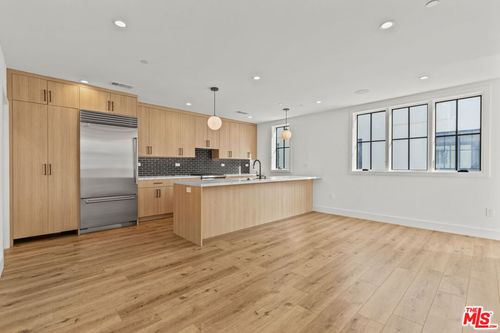 5535 Tova Road, Sherman Oaks, CA, 91411 | Card Image