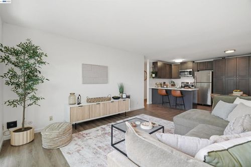 305-199 Montecito Ave, Oakland, CA, 94610-4583 | Card Image
